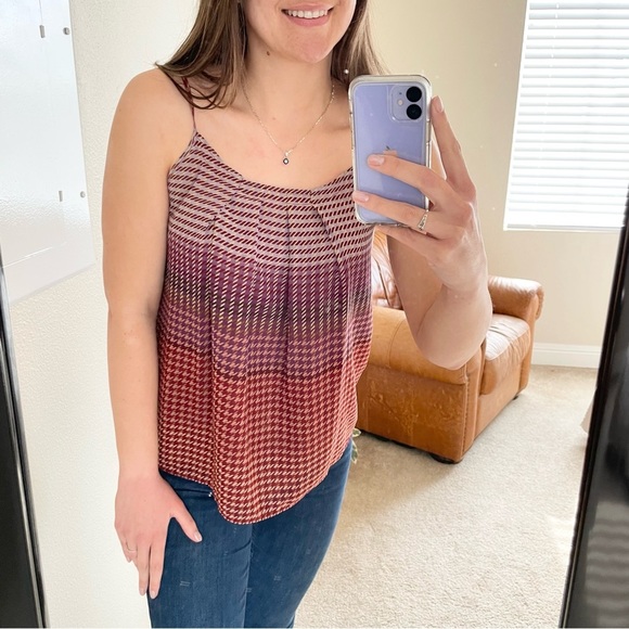 🎃CAbi Houndstooth Colorful Sheer Pleated Tank Top - Picture 2 of 10